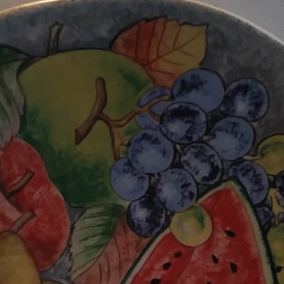 Lazzaro Italian Porcelain Hand-painted Fruit Plate - Picture 6 of 7